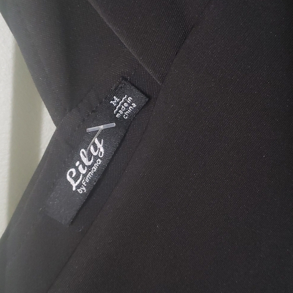 Lily by Firmiana top women’s size medium black blouse 5% spandex 95% polyester - Picture 7 of 12